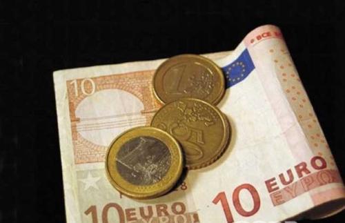 美国9月新增就业33.6万 失业率维持在3.8%