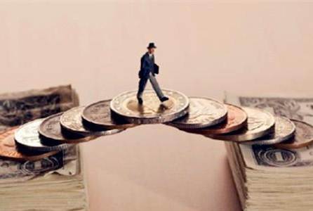 “避险资产”地位引发质疑 美债收益率触及关键高位